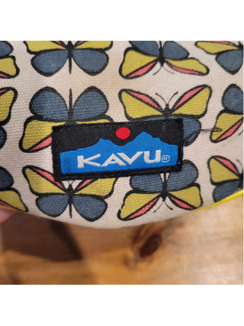 KAVU Paxton Pack Rope Sling Bag Crossbody Backpack Butterfly Print Yellow Blue - Picture 11 of 11